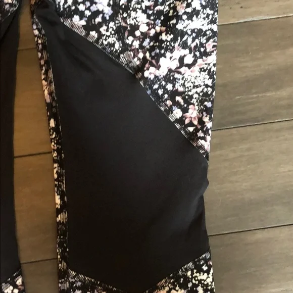 Set! Lululemon pace rival crop and cool racer back - Picture 7 of 15